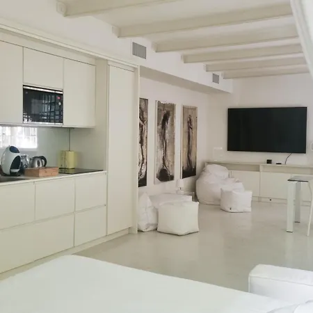 Sant'Agnese Atelier Apartment Milan Exterior photo
